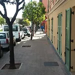 Lilla By Connexion דירה מנטון